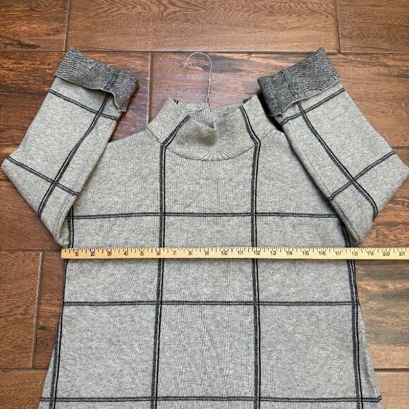 Tahari Windowpane Mock Neck Sweater Sz S - Picture 3 of 7
